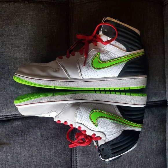 *SUPER RARE* 2013 Jordan 1 Retro High OG 'Electric Green' Size 11 - Picture 2 of 7